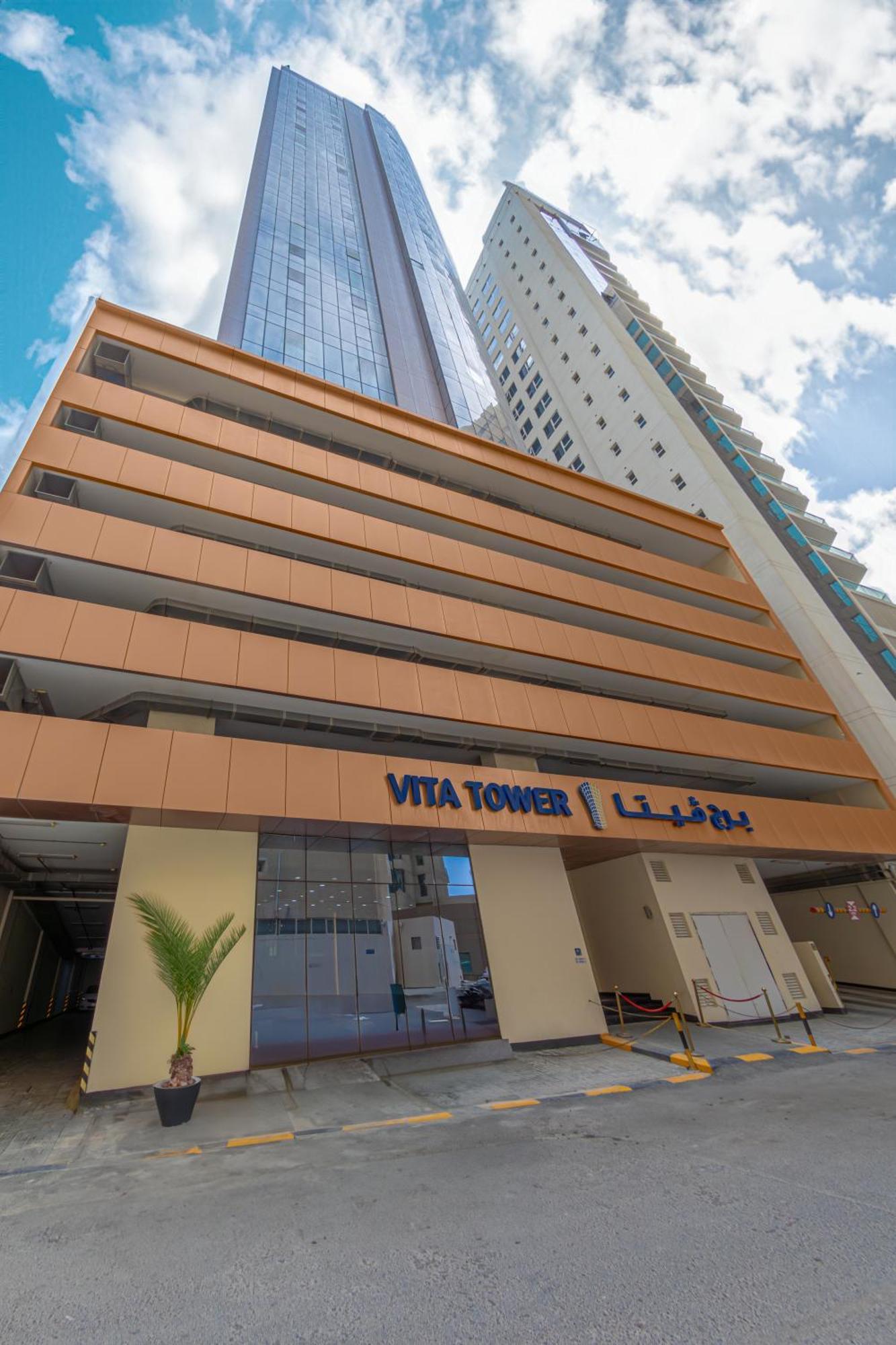 Tower Aparthotel 3*