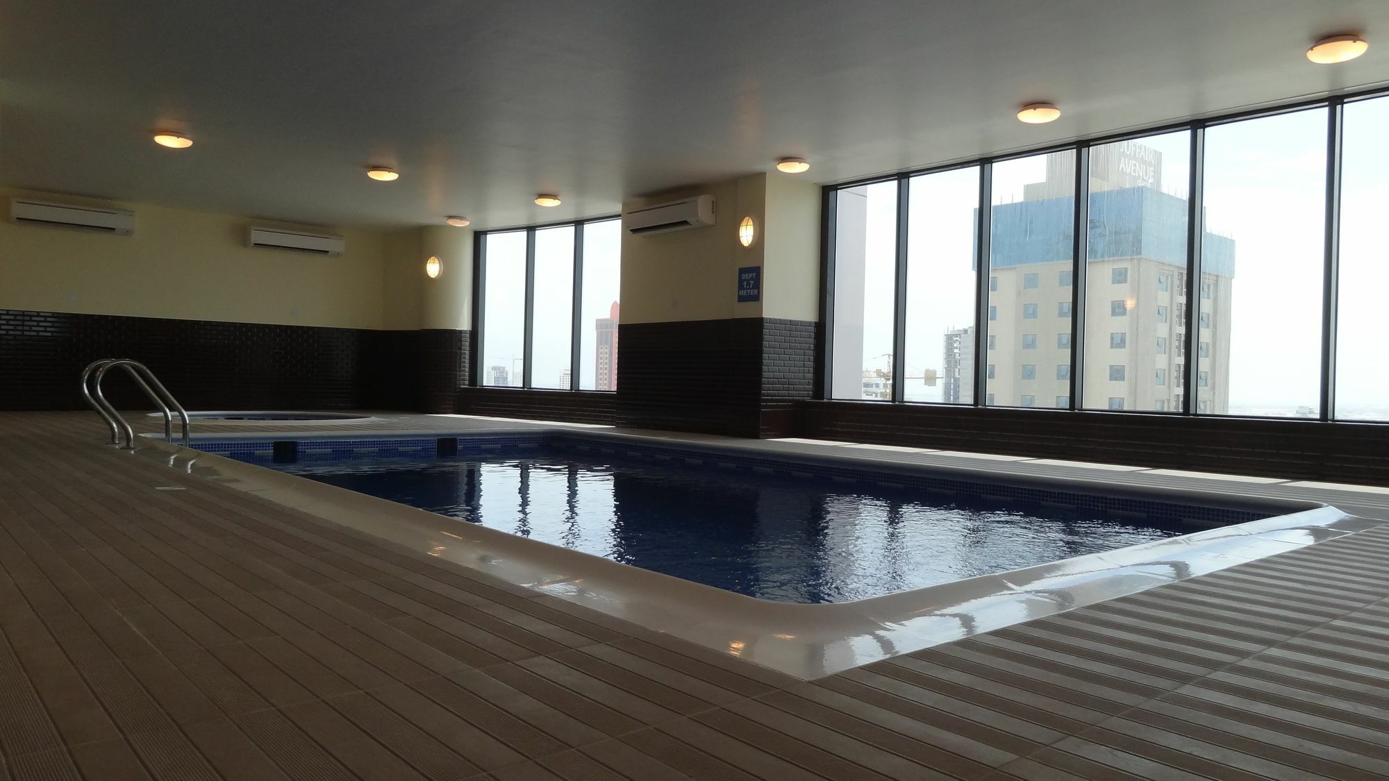 Tower Aparthotel 3*